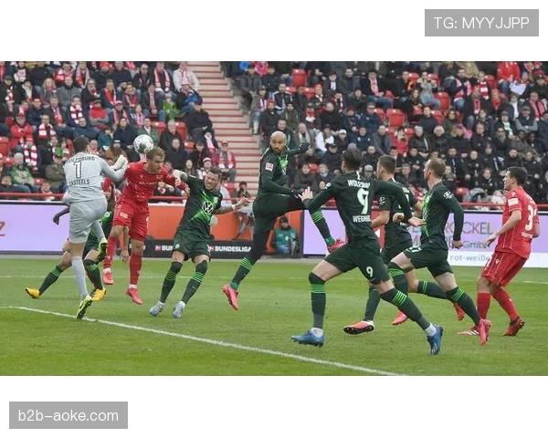 VAR介入判罚点球，斯图加特凭借此球绝平柏林联合